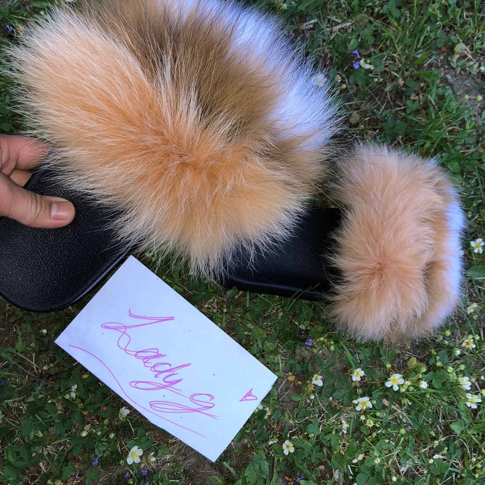 Big Fluffy Real Fox Fur Slide 🥵🔥😈